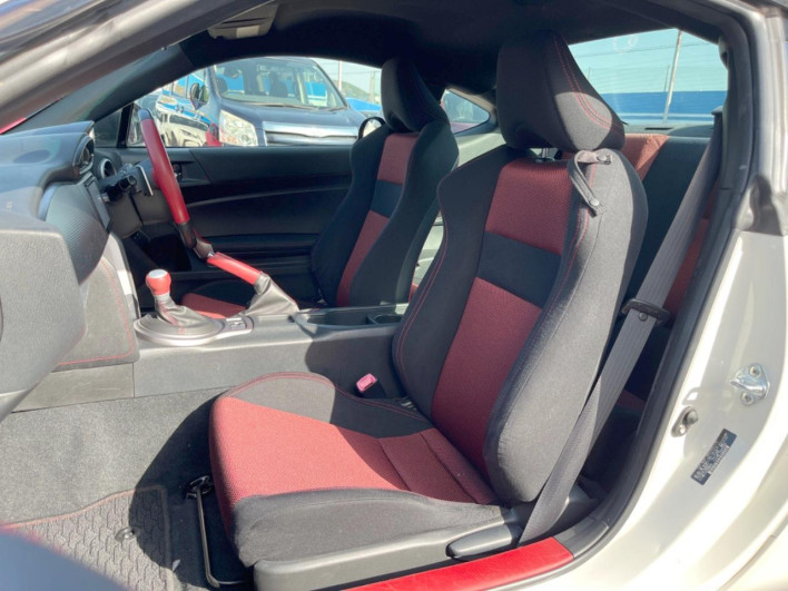 2014 Toyota 86 DBA-ZN6 (UW-6a0c6d7df1022)[28]