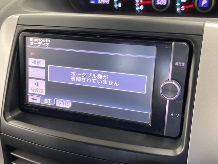2013 Toyota Noah DBA-ZRR70G (UW-6a0c6d8037748)[12]