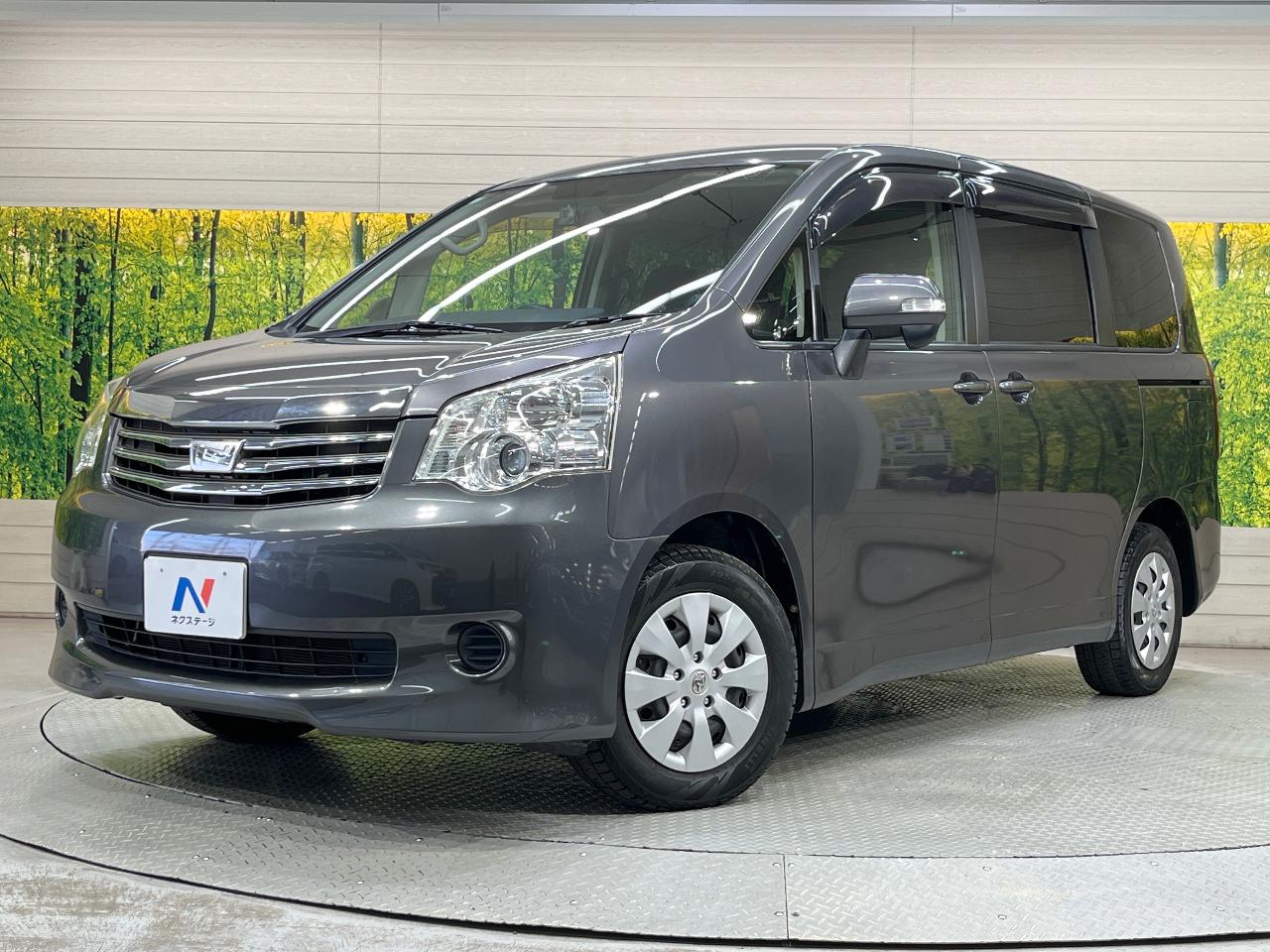 2013 Toyota Noah DBA-ZRR70G