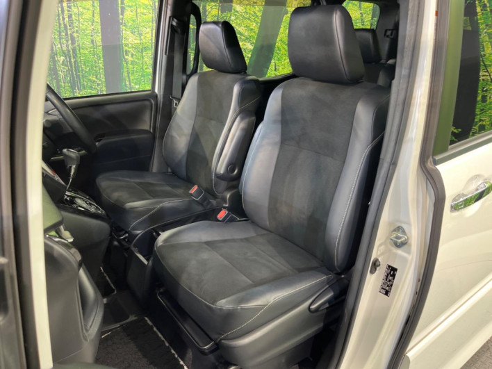 2018 Toyota Noah DBA-ZRR80W (UW-6a0c6d842c63f)[17]