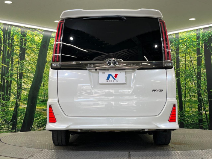 2018 Toyota Noah DBA-ZRR80W (UW-6a0c6d842c63f)[7]