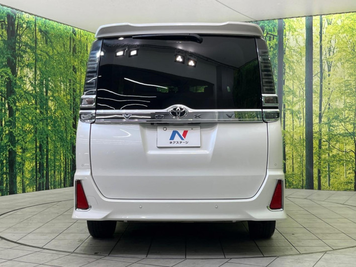 2020 Toyota Voxy DBA-ZRR80W (UW-6a0c6d8709de2)[9]