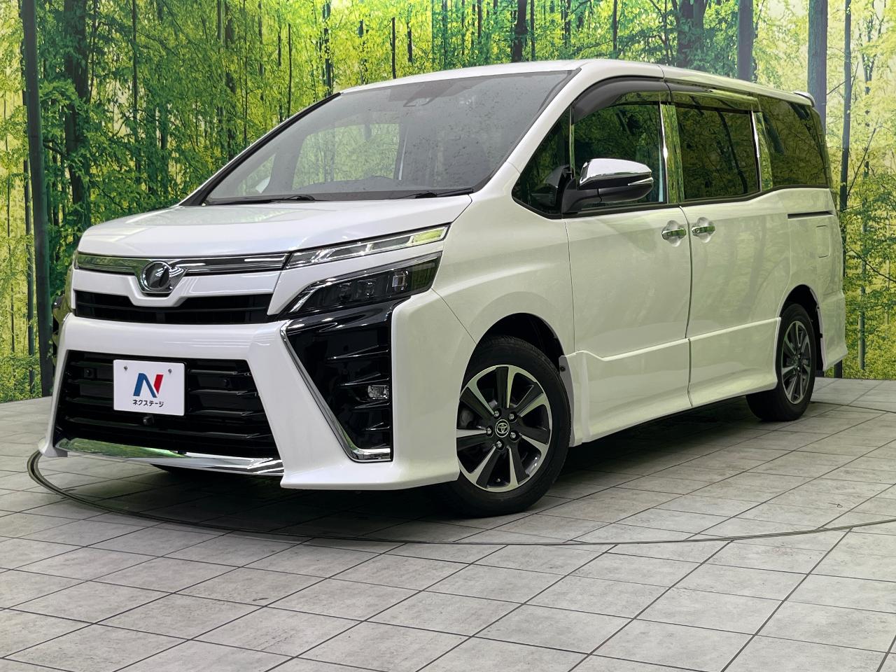 2020 Toyota Voxy DBA-ZRR80W