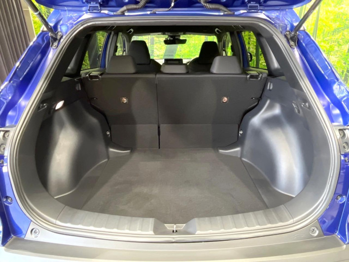 2023 Toyota Corolla Cross 6AA-ZVG11 (UW-6a0c6d8caa4d8)[4]