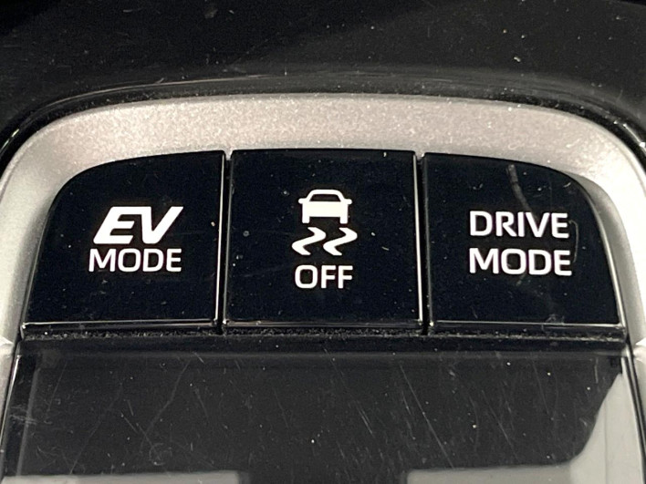 2023 Toyota Corolla Cross 6AA-ZVG11 (UW-6a0c6d8caa4d8)[28]