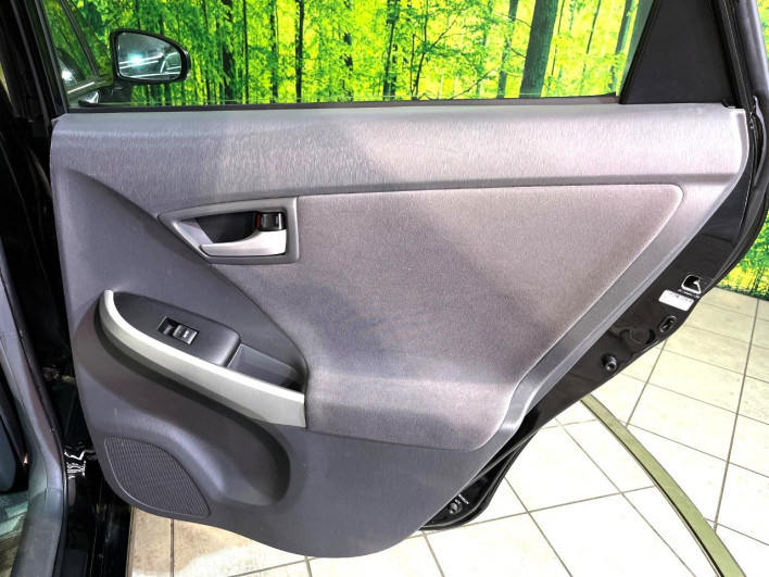 2011 Toyota Prius DAA-ZVW30 (UW-6a0c6d8ea0e4b)[26]