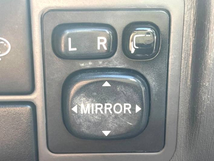 2011 Toyota Prius DAA-ZVW30 (UW-6a0c6d8ed93ad)[22]