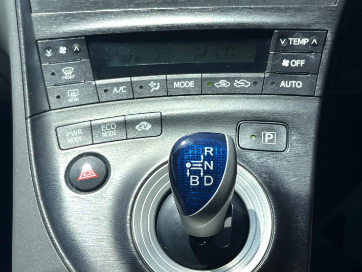 2011 Toyota Prius DAA-ZVW30 (UW-6a0c6d8ed93ad)[26]