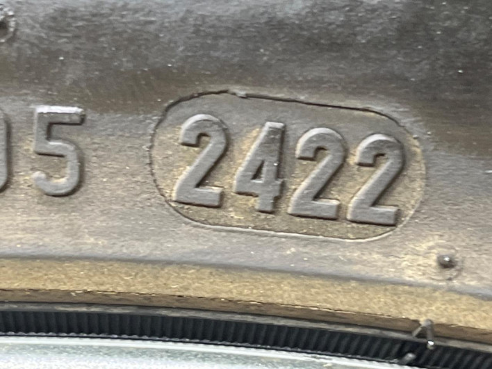 2011 Toyota Prius DAA-ZVW30 (UW-6a0c6d90bc03a)[16]