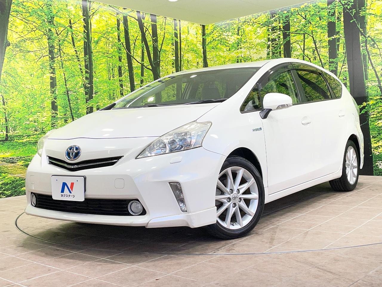 2013 Toyota Prius α DAA-ZVW41W