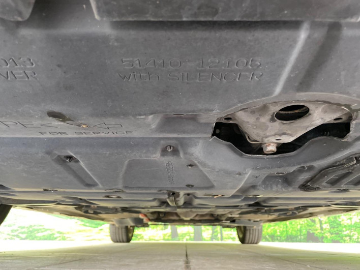 2013 Toyota Prius α DAA-ZVW41W (UW-6a0c6d92da126)[5]