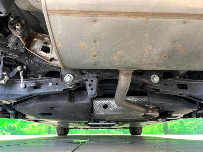 2020 Toyota Prius 6AA-ZVW51 (UW-6a0c6d98a37cb)[9]