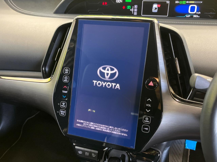 2018 Toyota Prius PHV DLA-ZVW52 (UW-6a0c6d9c67e6c)[5]