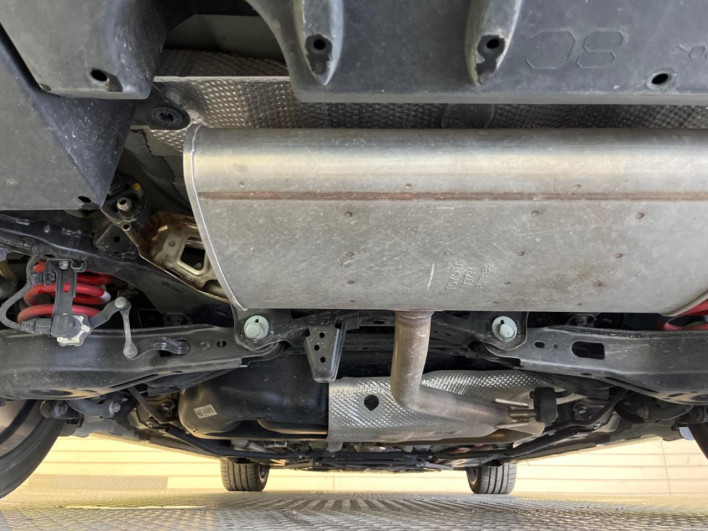 2018 Toyota Prius PHV DLA-ZVW52 (UW-6a0c6d9c67e6c)[28]