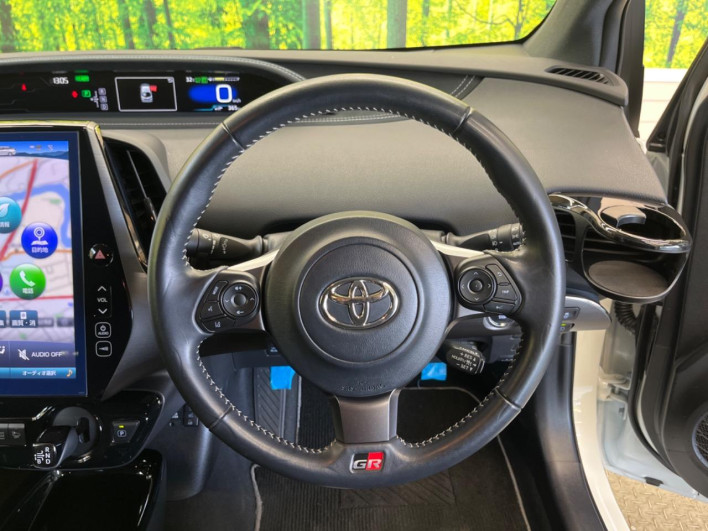 2018 Toyota Prius PHV DLA-ZVW52 (UW-6a0c6d9c67e6c)[11]