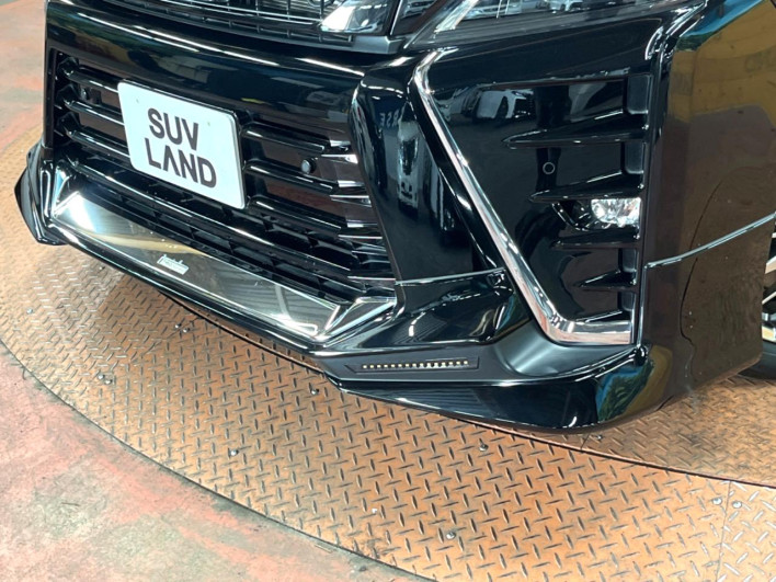 2020 Toyota Voxy 6AA-ZWR80W (UW-6a0c6da403ee5)[18]