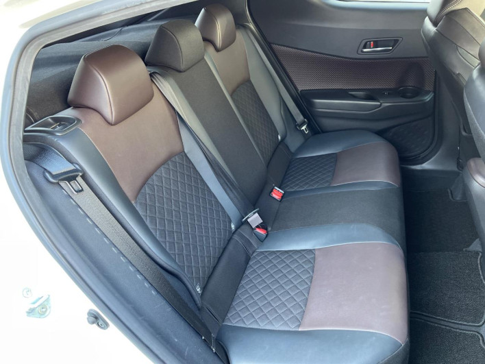 2017 Toyota C-HR DAA-ZYX10 (UW-6a0c6dac0cb9b)[11]