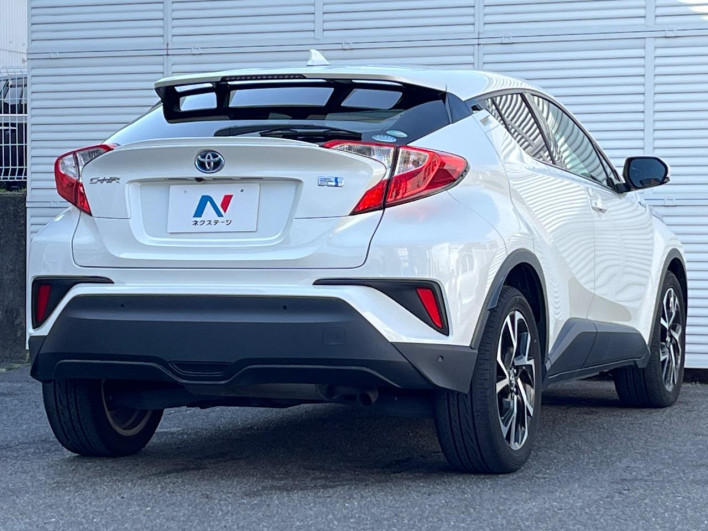 2017 Toyota C-HR DAA-ZYX10 (UW-6a0c6dac0cb9b)[15]