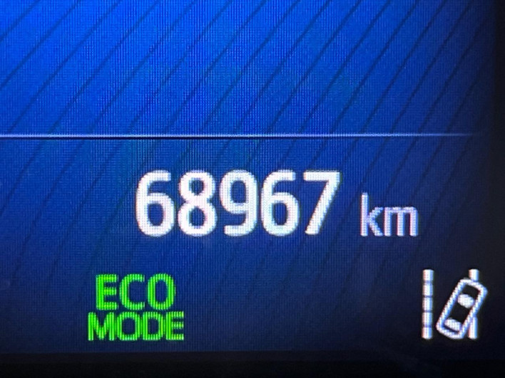 2017 Toyota C-HR DAA-ZYX10 (UW-6a0c6dac0cb9b)[2]