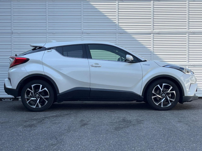 2017 Toyota C-HR DAA-ZYX10 (UW-6a0c6dac0cb9b)[10]