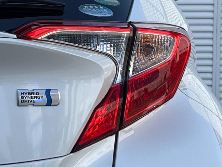 2017 Toyota C-HR DAA-ZYX10 (UW-6a0c6dac0cb9b)[16]