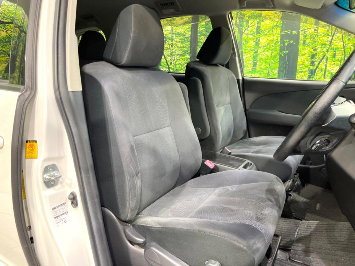 2013 Toyota Estima DBA-ACR50W (UW-6a0d25592b645)[22]