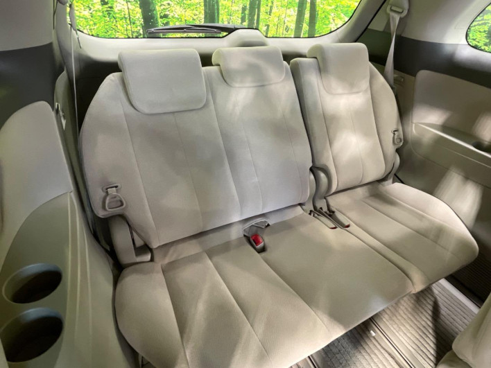 2011 Toyota Estima DBA-ACR50W (UW-6a0d25596a6fa)[6]