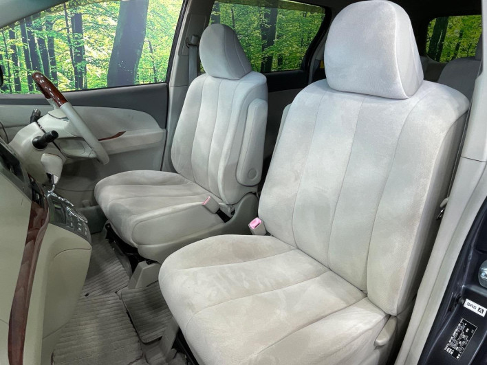 2011 Toyota Estima DBA-ACR50W (UW-6a0d25596a6fa)[14]