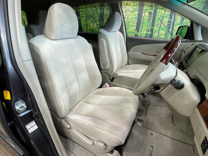 2011 Toyota Estima DBA-ACR50W (UW-6a0d25596a6fa)[13]
