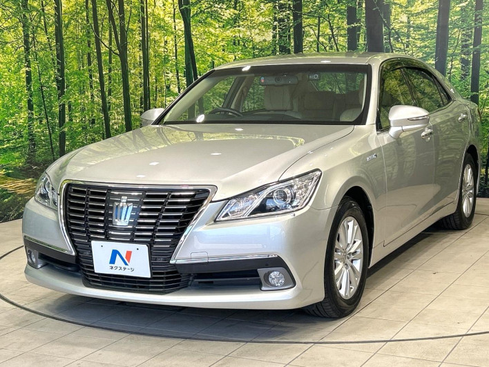 2013 Toyota Crown Hybrid DAA-AWS210 (UW-6a0d256ee7181)[4]