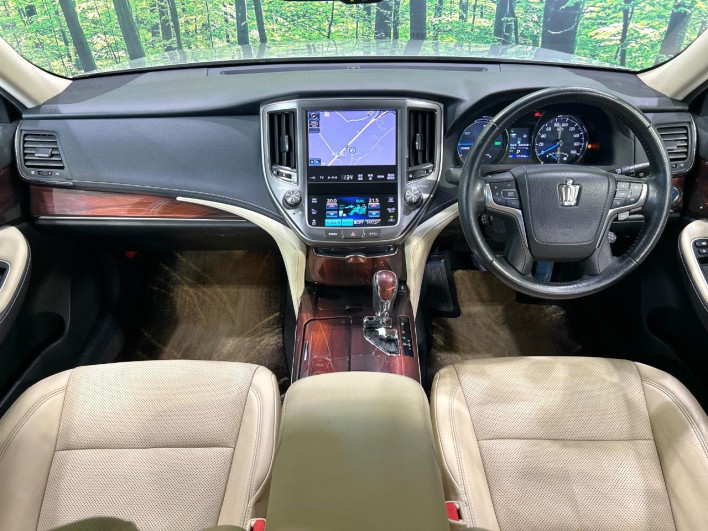 2013 Toyota Crown Hybrid DAA-AWS210 (UW-6a0d256ee7181)[28]