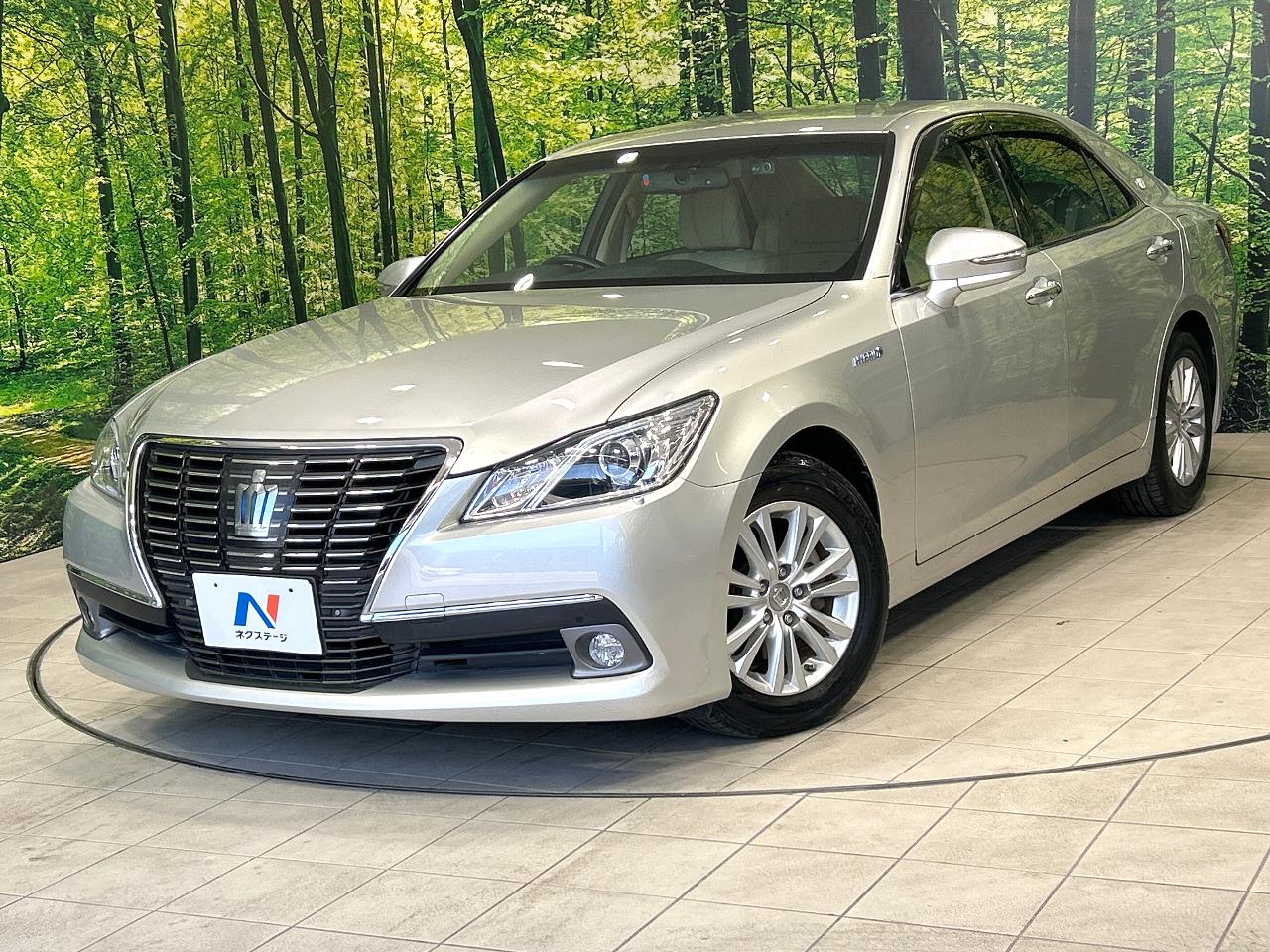 2013 Toyota Crown Hybrid DAA-AWS210