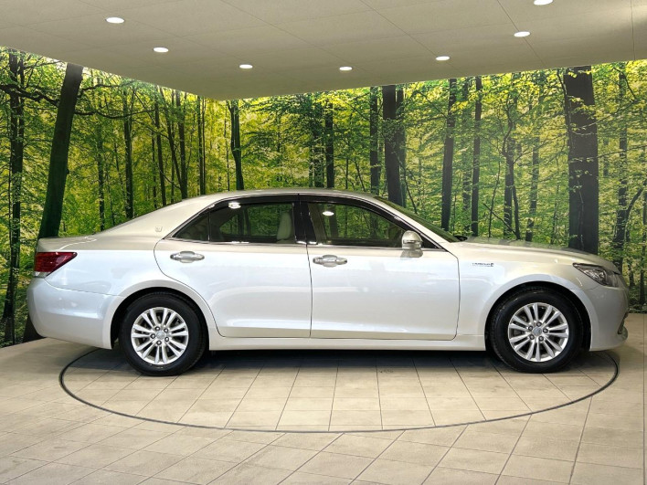 2013 Toyota Crown Hybrid DAA-AWS210 (UW-6a0d256ee7181)[9]
