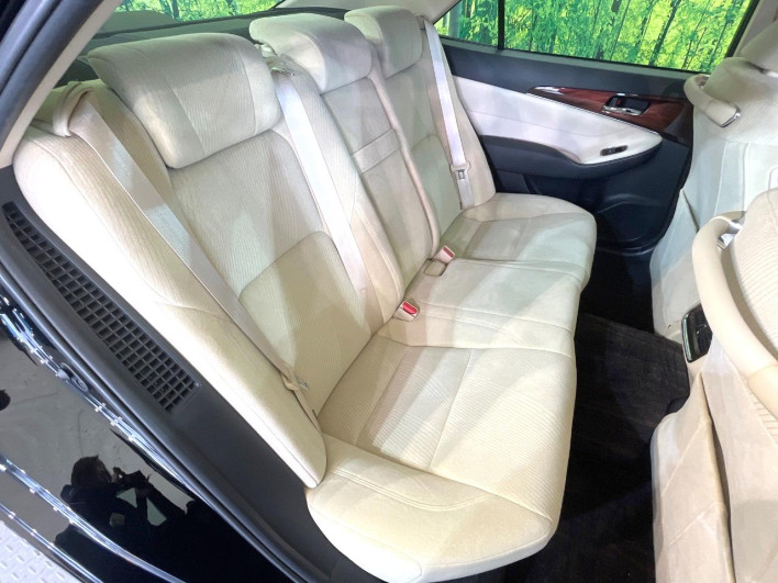 2013 Toyota Crown Hybrid DAA-AWS210 (UW-6a0d256ef0eed)[22]