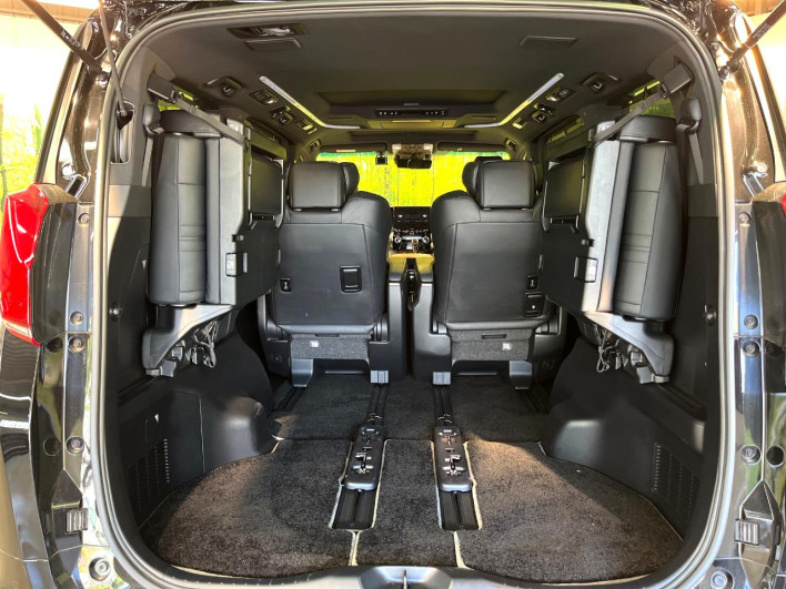 2021 Toyota Alphard Hybrid 6AA-AYH30W (UW-6a0d257ed437b)[28]