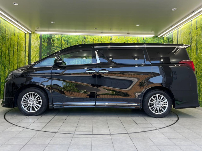 2022 Toyota Alphard Hybrid 6AA-AYH30W (UW-6a0d257f029e0)[24]