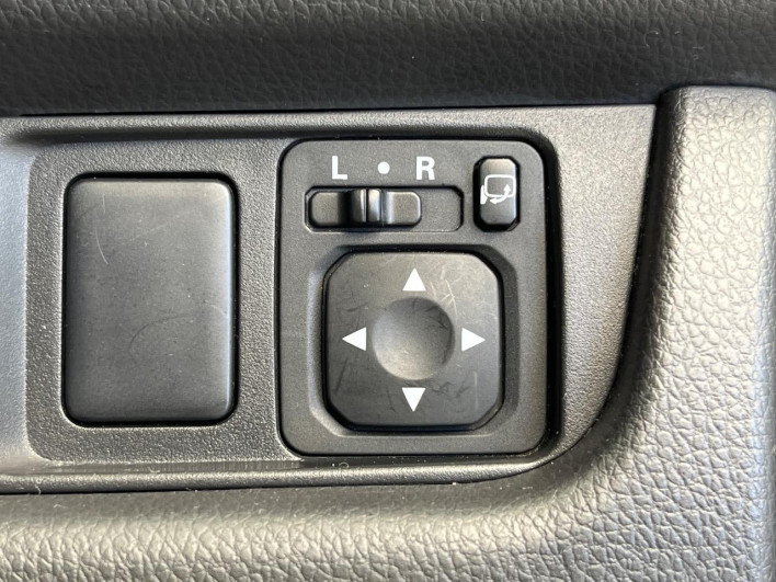 2013 Mitsubishi ek Custom DBA-B11W (UW-6a0d258414543)[28]