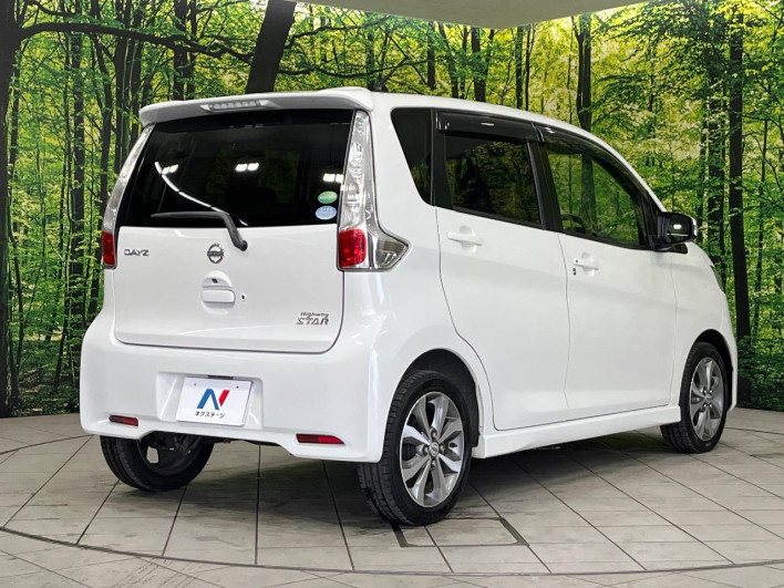 2014 Nissan Days DBA-B21W (UW-6a0d258b891d8)[25]