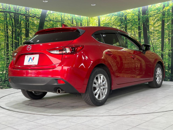 2015 Mazda Axela Sports DBA-BM5AS (UW-6a0d25a5918e1)[13]
