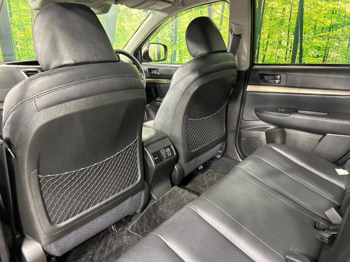 2013 Subaru Legacy Outback DBA-BRM (UW-6a0d25a6c71a2)[17]