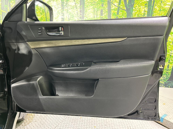2013 Subaru Legacy Outback DBA-BRM (UW-6a0d25a6c71a2)[18]