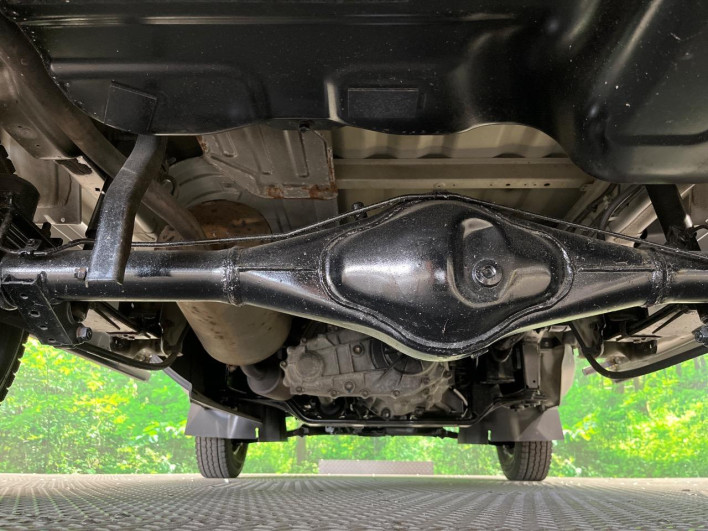 2017 Suzuki Carry Truck EBD-DA16T (UW-6a0d25abd054d)[18]