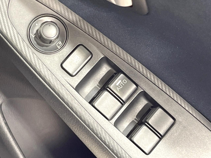 2014 Mazda Demio DBA-DJ3FS (UW-6a0d25aeeea32)[6]
