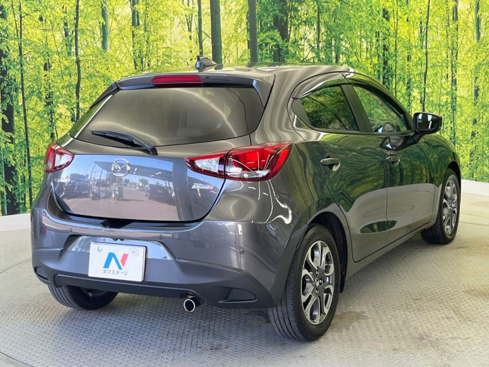 2017 Mazda Demio LDA-DJ5FS (UW-6a0d25b03e986)[8]