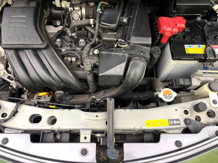 2014 Nissan Note DBA-E12 (UW-6a0d25b545bc0)[4]