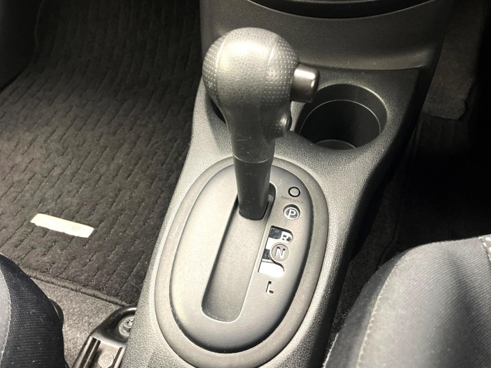 2014 Nissan Note DBA-E12 (UW-6a0d25b545bc0)[21]