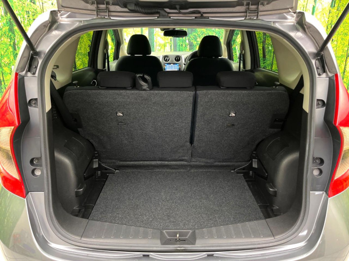 2014 Nissan Note DBA-E12 (UW-6a0d25b545bc0)[28]