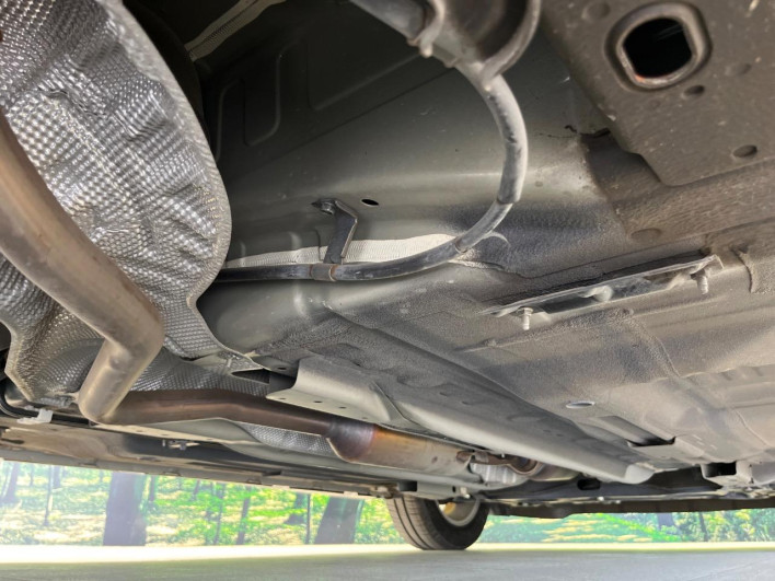 2015 Nissan Note DBA-E12 (UW-6a0d25b70e1ff)[29]