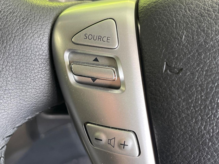 2015 Nissan Note DBA-E12 (UW-6a0d25b70e1ff)[18]