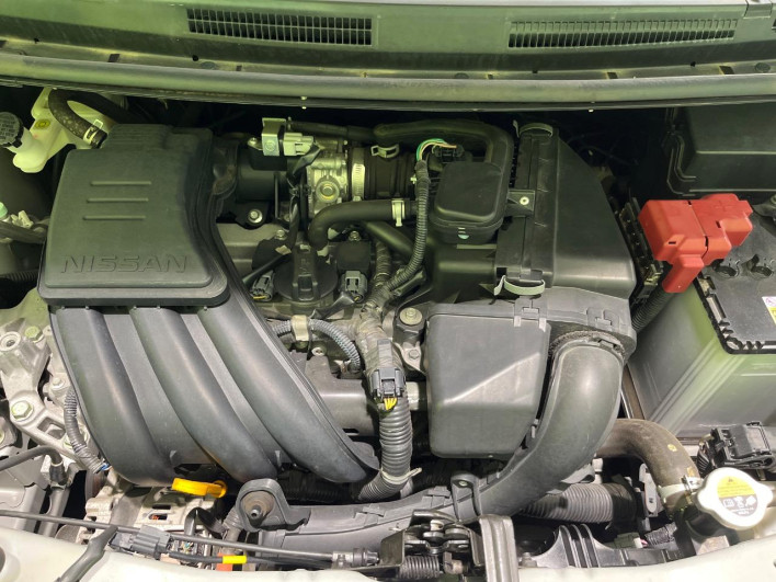 2015 Nissan Note DBA-E12 (UW-6a0d25b70e1ff)[4]